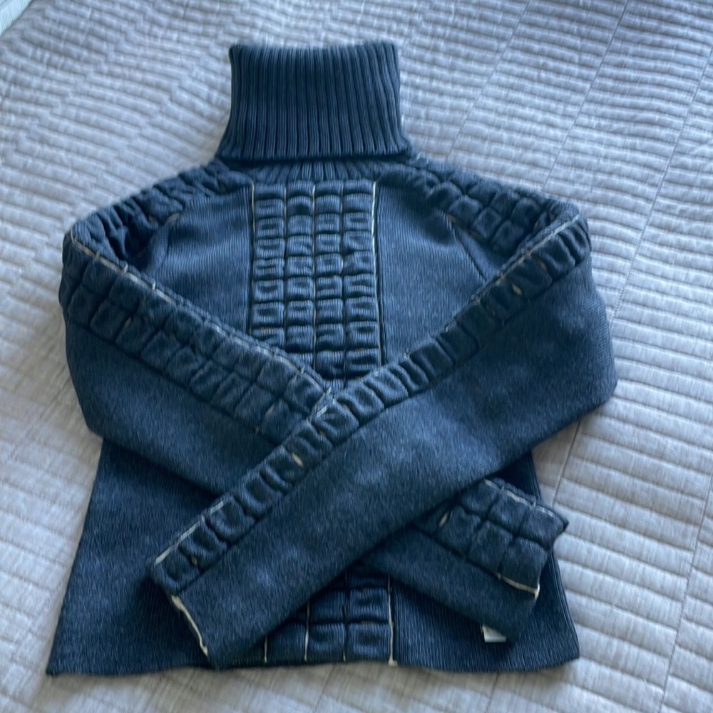 Chanel vintage authentic wool sweater - Picture 8 of 14